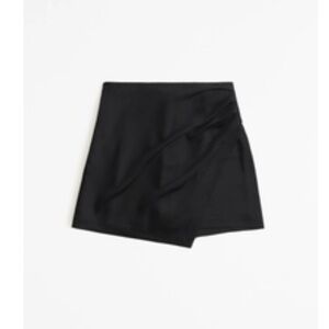 Abercrombie Satin Skort